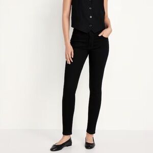 Old Navy Women's Classic Black Straight Leg Jeans